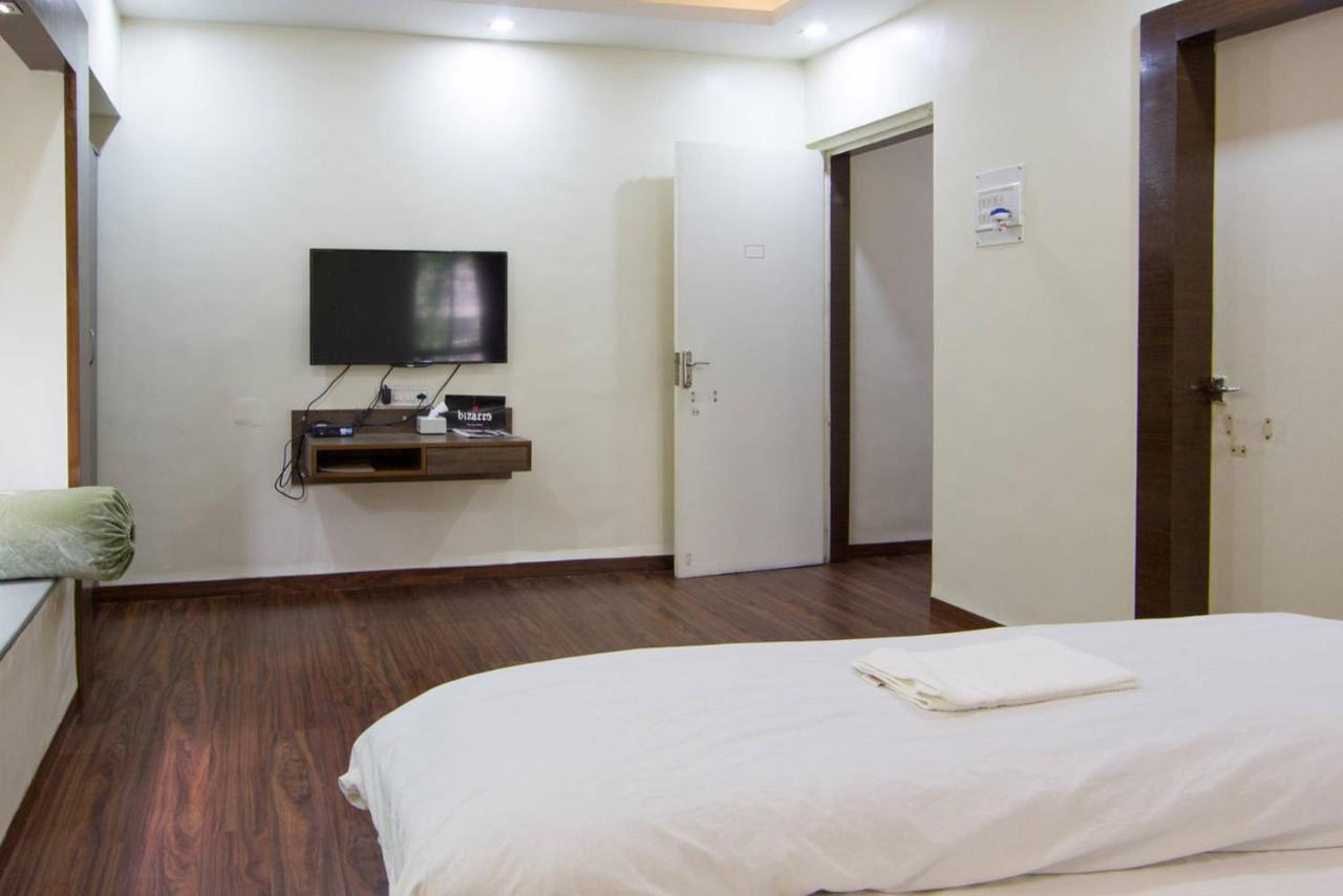 Apple Tree Apartments Koregaon Park Pune Ngoại thất bức ảnh